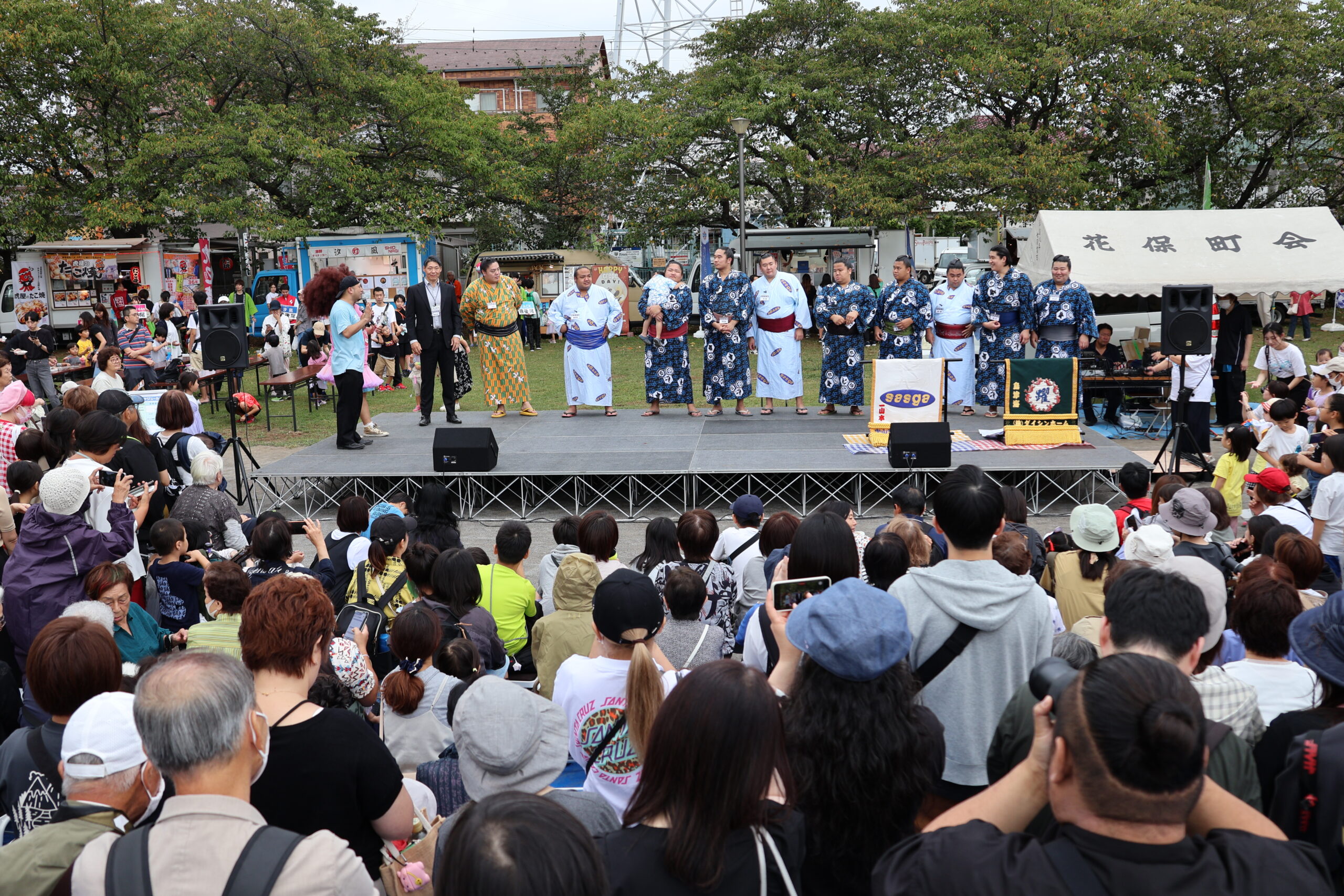 放駒部屋力士紹介では、放駒親方と所属力士全員によるトークライブが展開された。